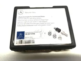 Mercedes-Benz ML W164 Nakrętki i śruby B66470145