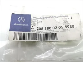 Mercedes-Benz CLK A208 C208 Cache gicleur, capuchon de buse de pulvérisation de lave-phares A2088800205
