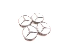 Mercedes-Benz C AMG W203 Borchia ruota originale 2204000125