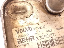 Volvo V40 Radiatore dell’olio del motore 31325045