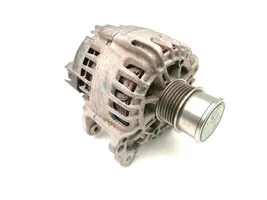 Volkswagen Golf Cross Generatore/alternatore 04E903021N