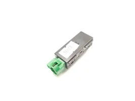 Skoda Octavia Mk2 (1Z) Connettore plug in USB 5Q0035726E