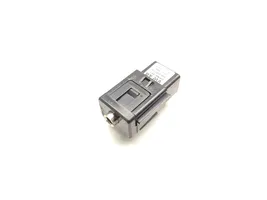 Skoda Fabia Mk3 (NJ) Câble adaptateur AUX 5Q0035724