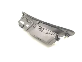 Mazda 3 II Monitori/näyttö/pieni näyttö 457900-1513