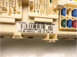 Hyundai i10 Module de fusibles 91952-B9240