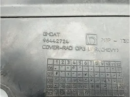 Chevrolet Captiva Ylempi jäähdyttimen ylätuen suojapaneeli 96442724