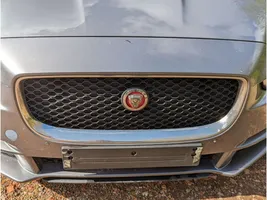 Jaguar XE Keulasarja 