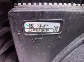 Ford Courier Jäähdyttimen kehyksen suojapaneeli ET76-8C607-FC