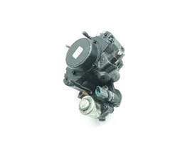 Ford Kuga I Pompe d'injection de carburant à haute pression 9687959180