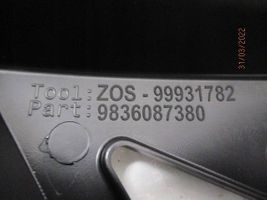 Peugeot 208 Uchwyt / Mocowanie zderzaka tylnego 9836087380