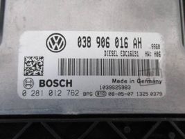 Volkswagen Transporter - Caravelle T5 Sterownik / Moduł ECU 038906016AH