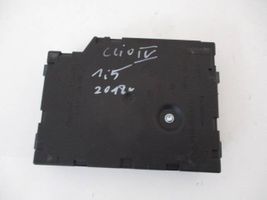 Renault Clio IV Komputer / Sterownik ECU i komplet kluczy 0281035806