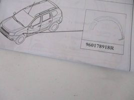 Dacia Duster Listwa / Nakładka na błotnik przedni 960178918R