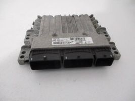 Renault Megane III Calculateur moteur ECU 237104832R