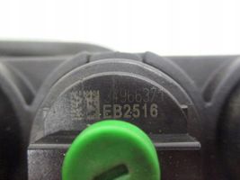 Renault Captur Inyector de combustible 110R-010279