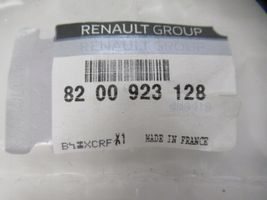 Renault Megane III Ohjaamon sisäilman ilmakanava 8200923128