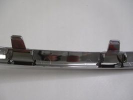 Citroen C4 II Grille calandre supérieure de pare-chocs avant 9815202180