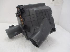 Opel Vivaro Ilmansuodattimen kotelo 165006196R 93867738