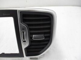 KIA Sportage Panelės apdailos skydas (centrinis) 84740-F14200