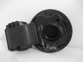 Renault Megane III Bouchon, volet de trappe de réservoir à carburant 781200014R