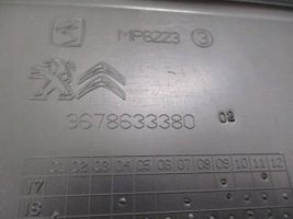 Peugeot 5008 II Coperchio scatola dei fusibili 9678633380