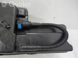 Peugeot Partner Réservoir de fluide AdBlue 9672419980