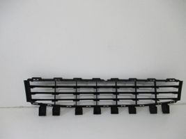 Renault Megane II Maskownica / Grill / Atrapa górna chłodnicy 8200412379