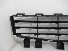 Renault Megane II Maskownica / Grill / Atrapa górna chłodnicy 8200412379 