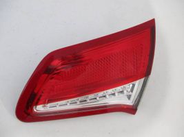 Citroen C4 II Lampy tylnej klapy bagażnika 9672155480