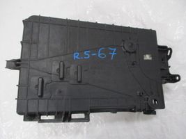 Opel Crossland X Boîte de batterie 9801801880