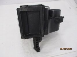 Renault Clio IV Air filter cleaner box bracket assembly 165001258RH
