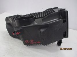 Renault Clio IV Support, boîtier de filtre à air 165001258RH