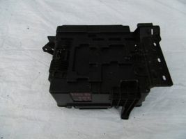 Citroen C3 Picasso Vassoio scatola della batteria 9686203780