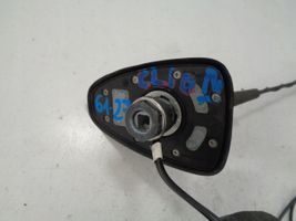 Renault Clio IV Radion antenni 