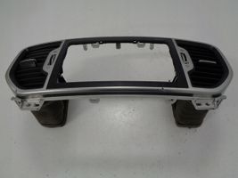 KIA Sportage Verkleidung Radio / Navigation 