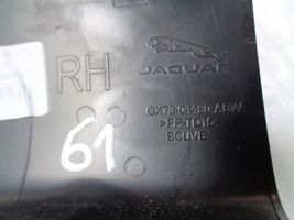 Jaguar XE Kojelaudan sivupäätyverhoilu 
