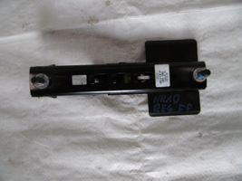 Ford Focus Rail de réglage hauteur de ceinture de sécurité AM51611C46AC