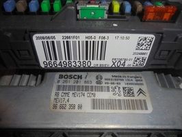 Peugeot 207 CC Komputer / Sterownik ECU i komplet kluczy 9666235880