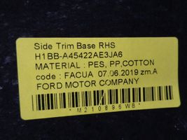 Ford Fiesta Tavaratilan sivuverhoilu H1BBA45422