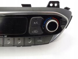 Hyundai i30 Panel klimatyzacji 