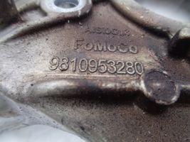 Ford Focus Polttoainepumpun kiinnike 9810953280