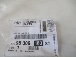 Citroen C4 III e-C4 Joint d'étanchéité en caoutchouc pour porte arrière 9830615780