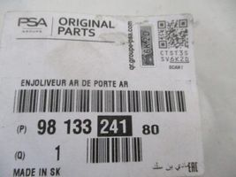 Citroen C3 Garniture de marche-pieds / jupe latérale 9813324180