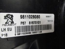 Peugeot 5008 II Lampa tylna 9811028080