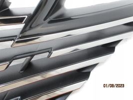 Peugeot 307 Grille calandre supérieure de pare-chocs avant 