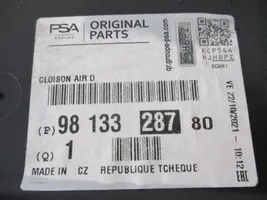 Peugeot 3008 II Garniture de radiateur 9813328780