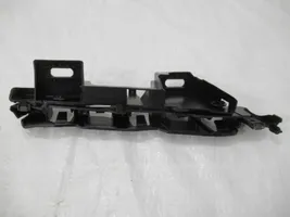 Citroen C4 III e-C4 Supporto di montaggio del parafango 9687310680