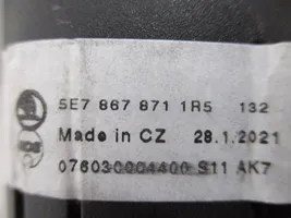 Skoda Octavia Mk4 Roleta bagażnika 5E7867871