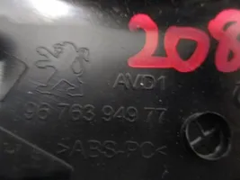 Peugeot 208 Beplankung Türleiste Zierleiste vorne 9676394977