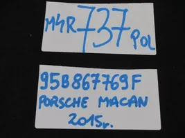 Porsche Macan Grilles/couvercle de haut-parleur arrière 95B867769F